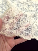 Вышивка на сетке ЭКРЮ #2 10610